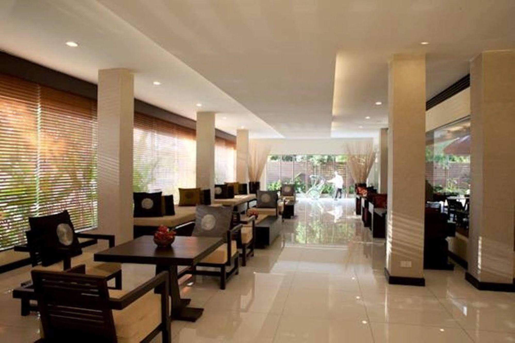 The Regent Park Hotel Phnom Penh Bagian luar foto