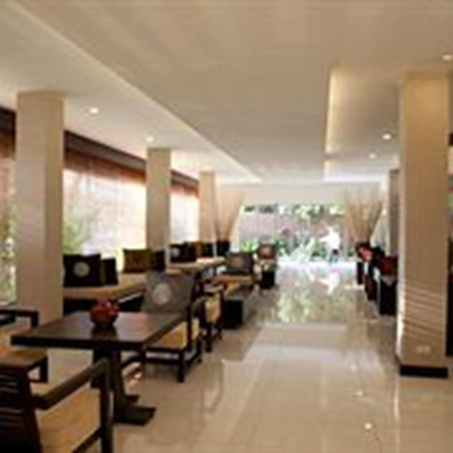 The Regent Park Hotel Phnom Penh Bagian luar foto