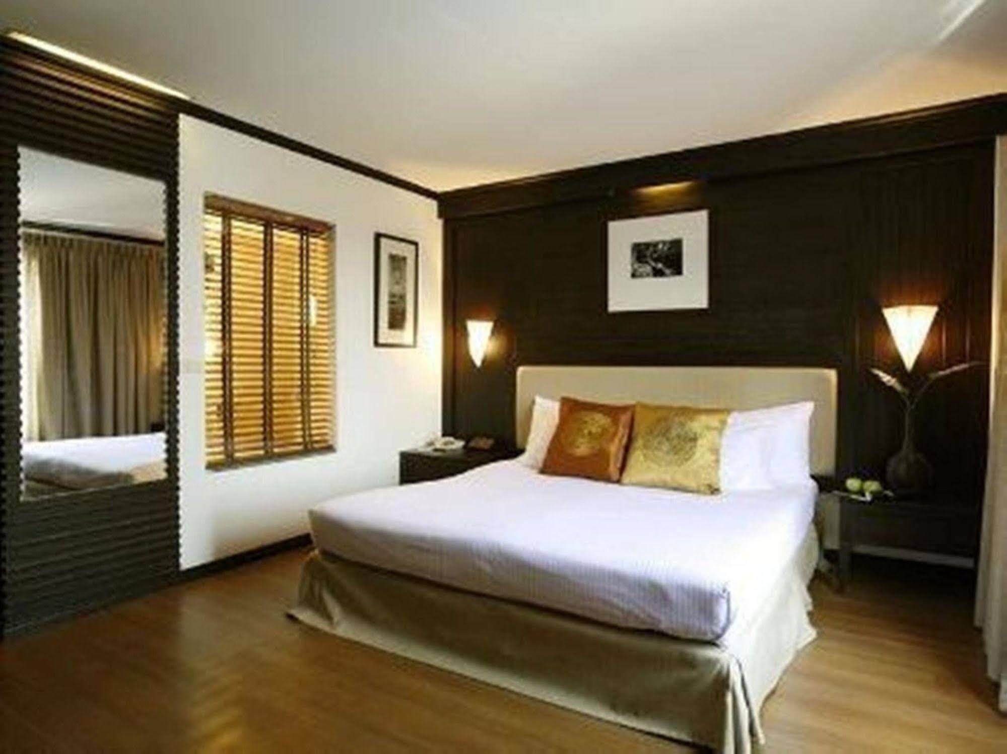 The Regent Park Hotel Phnom Penh Bagian luar foto